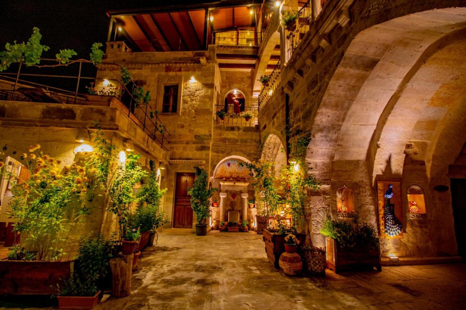 גורמה Aren Cave Hotel And Art Gallery מראה חיצוני תמונה