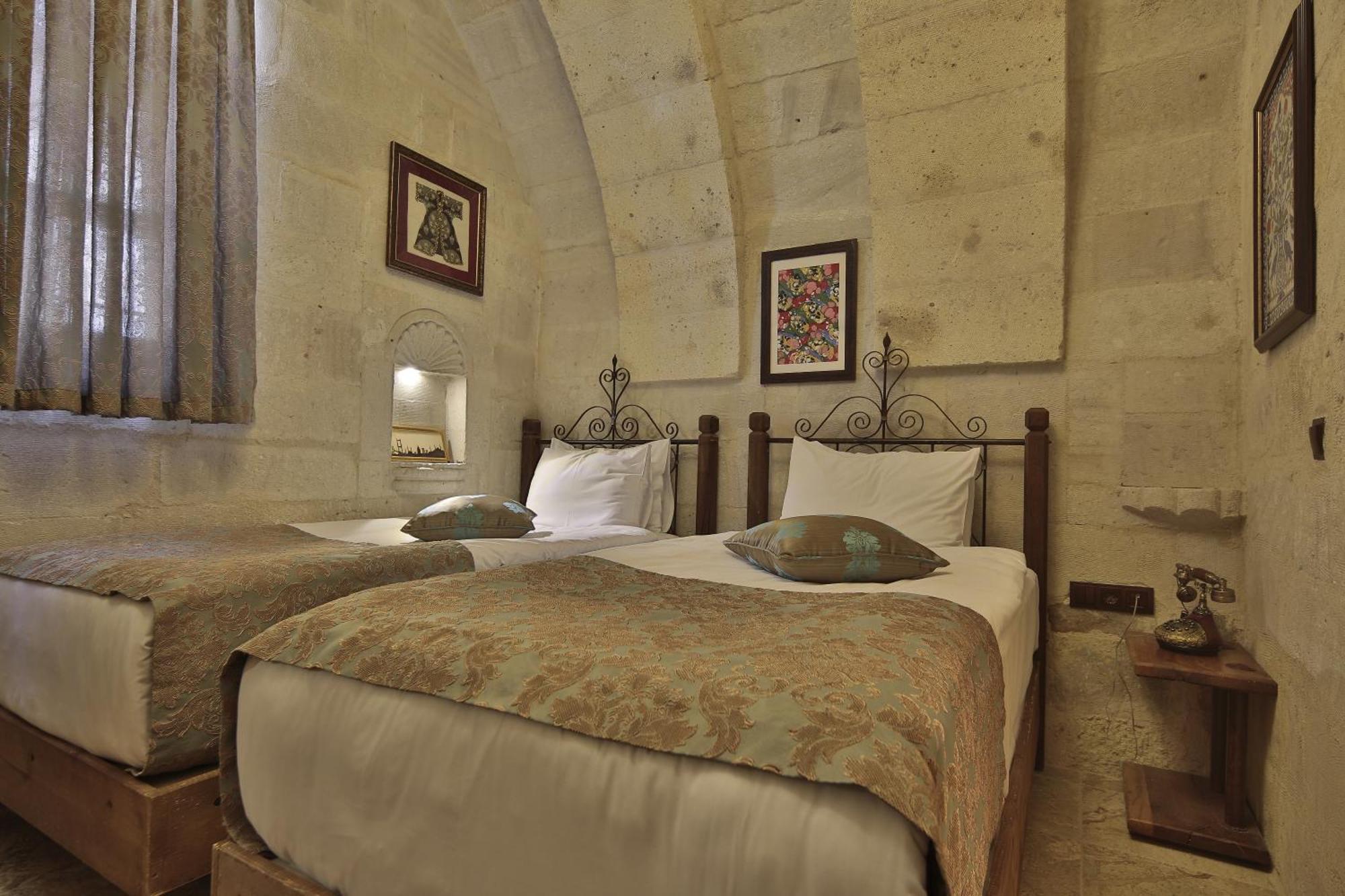 גורמה Aren Cave Hotel And Art Gallery מראה חיצוני תמונה