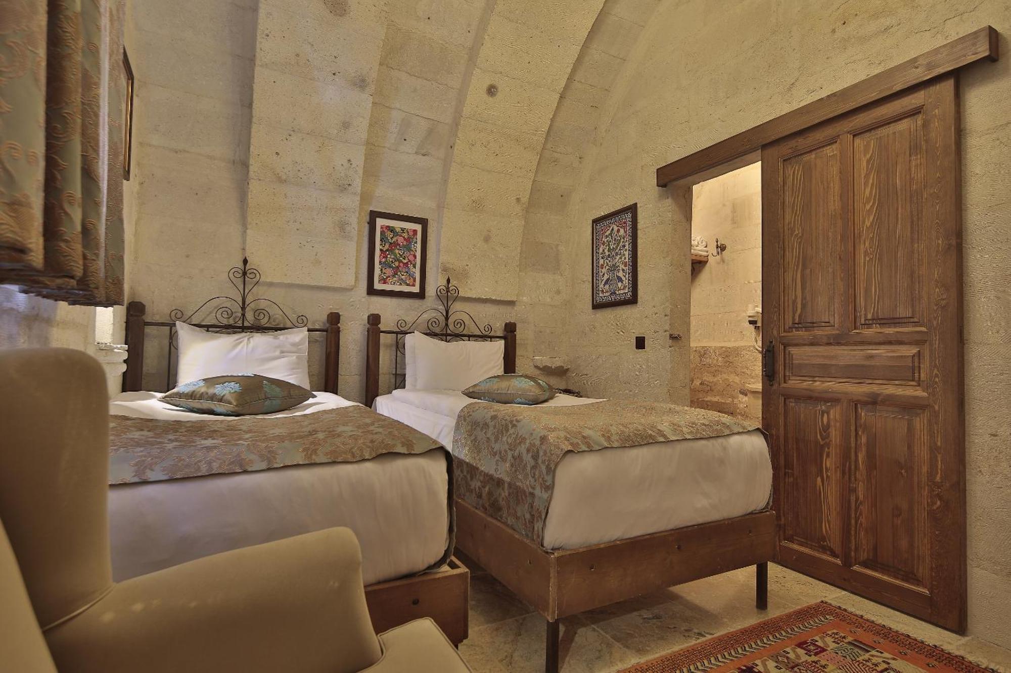 גורמה Aren Cave Hotel And Art Gallery מראה חיצוני תמונה