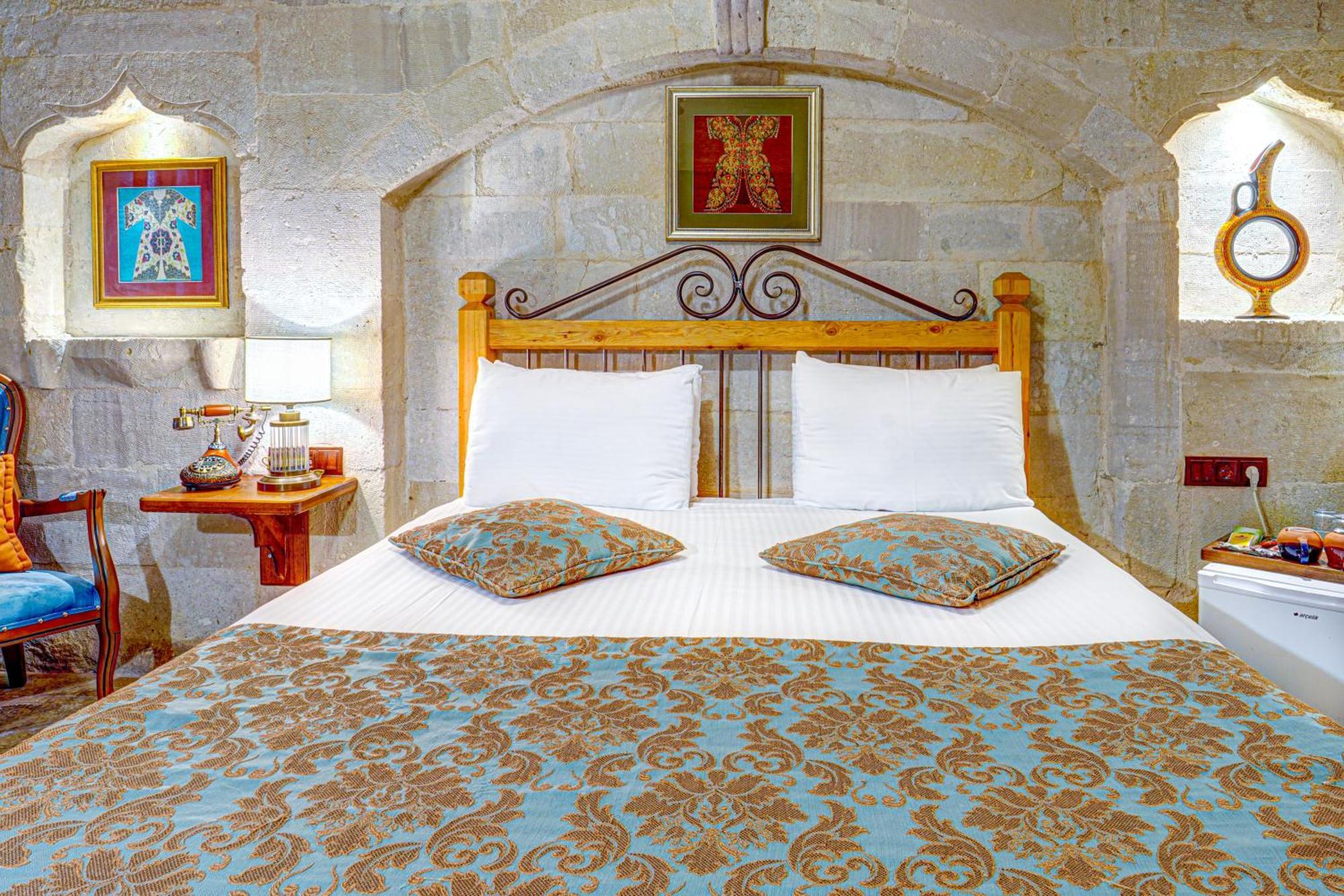 גורמה Aren Cave Hotel And Art Gallery מראה חיצוני תמונה